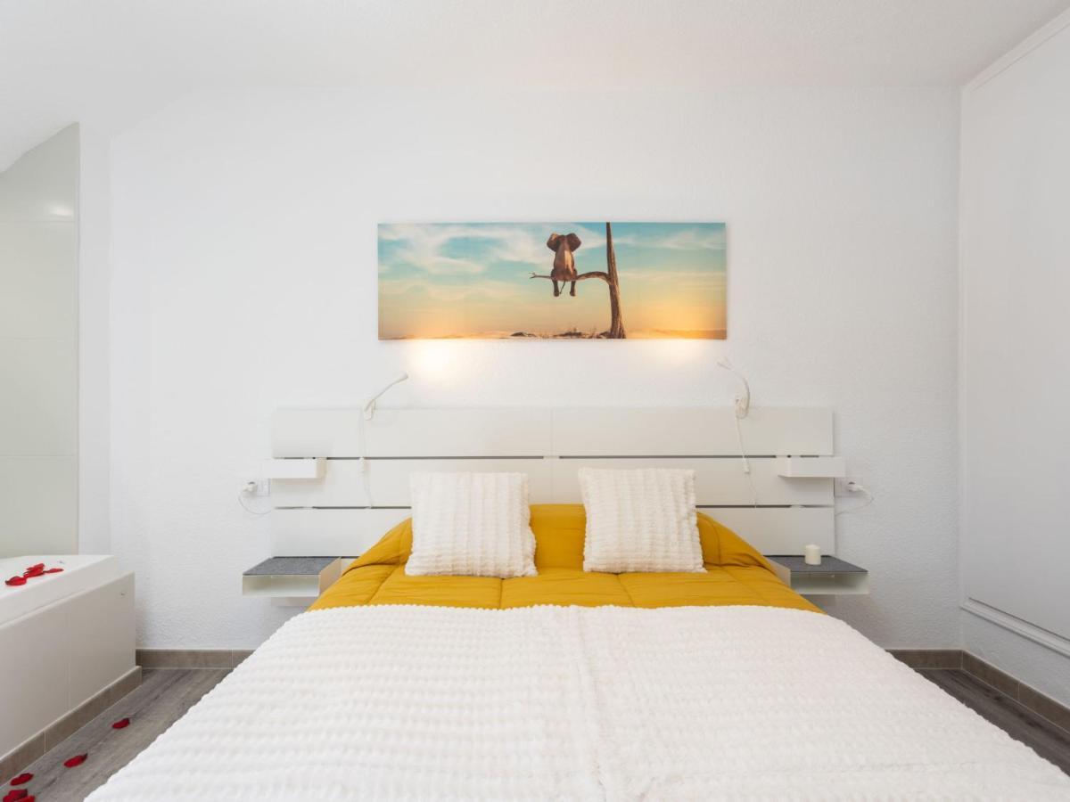 Apartment Deluxe Altemar By Interhome Playa de las Americas  Exteriör bild